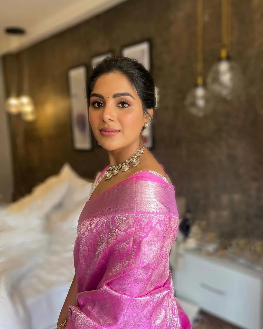 Telugu Actress Samyuktha Menon Photoshoot in Pink Saree